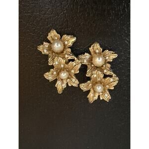 Vintage Gold-Tone Filigree Double Flower & Faux Pearl Clip-On Earrings